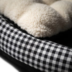 Cuna Acolchada Vichy para Perros y Gatos – Cama Nido Ergonómica con Cojín Reversible de Borreguillo (63 x 47 x 23 cm)