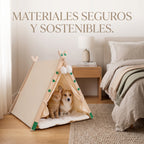 Cama tipi para perros y gatos de tela beige con un cojín mullido, vista en perspectiva de The Paws Boutique.